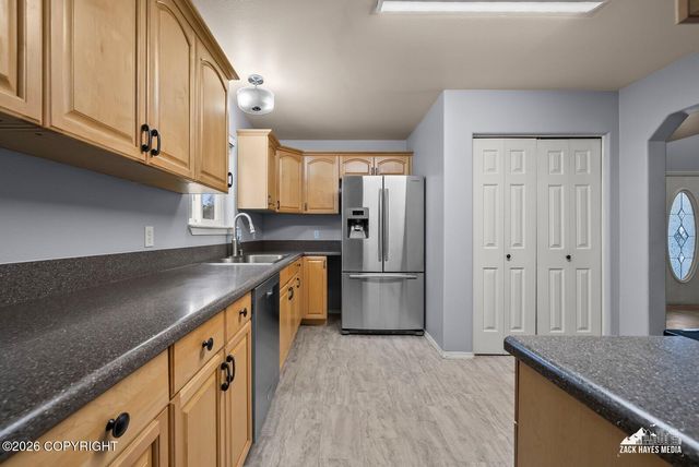 7532 Eastbrook Circle, Anchorage, AK 99504