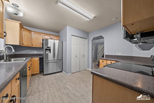 7532 Eastbrook Circle, Anchorage, AK 99504