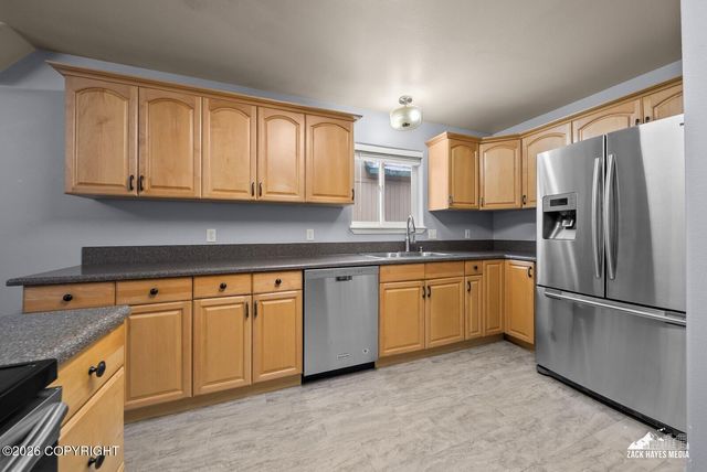 7532 Eastbrook Circle, Anchorage, AK 99504