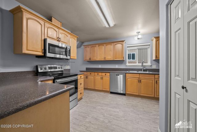 7532 Eastbrook Circle, Anchorage, AK 99504