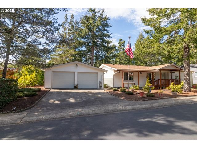 324 JONATHAN Ln, Florence, OR 97439