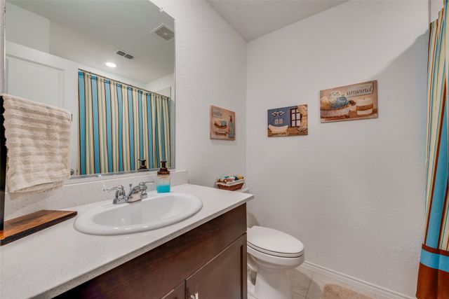712 Odlozil Lane, Ennis, TX 75119