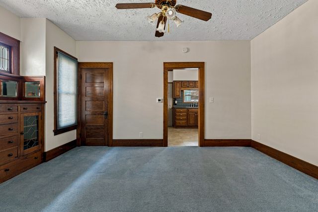 1611 24th Street, Rock Island, IL 61201