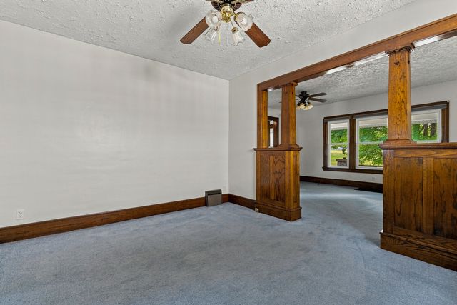 1611 24th Street, Rock Island, IL 61201