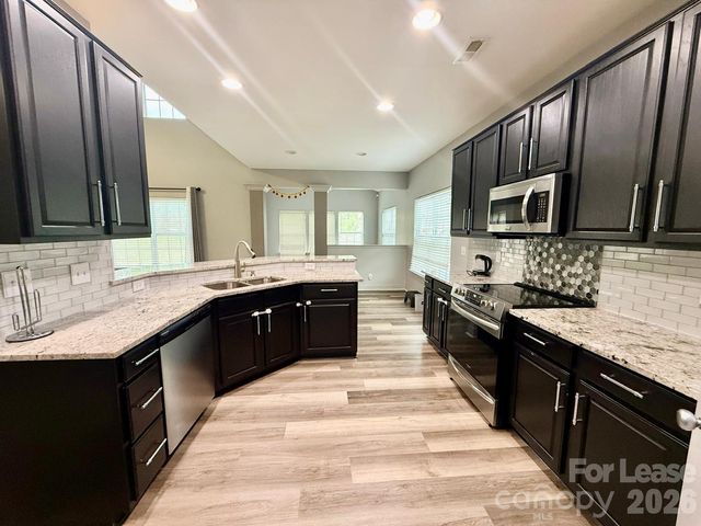 13141 Wilburn Park Lane, Fort Mill, SC 29707