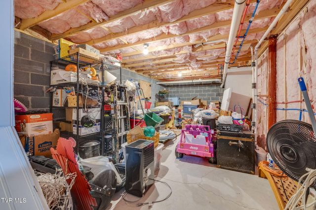 102 Bill Street, Piney Flats, TN 37686