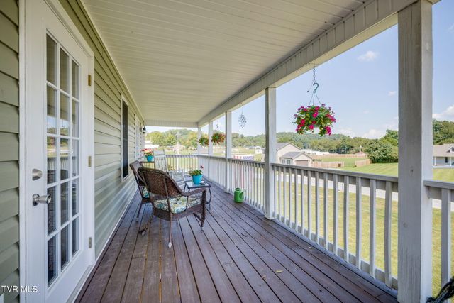 102 Bill Street, Piney Flats, TN 37686
