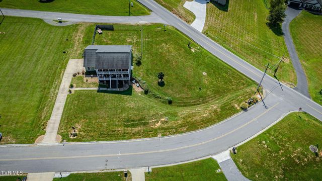 102 Bill Street, Piney Flats, TN 37686