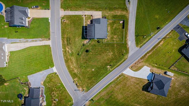 102 Bill Street, Piney Flats, TN 37686