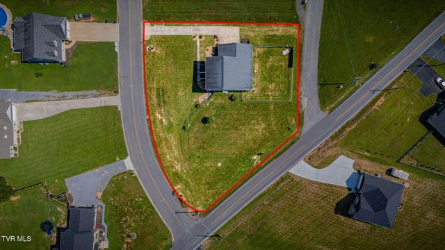 102 Bill Street, Piney Flats, TN 37686