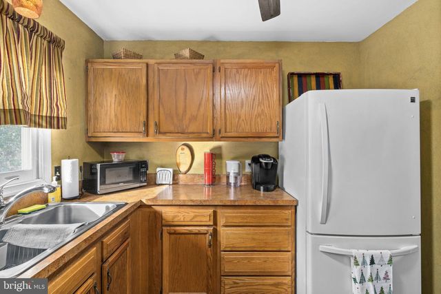 227 CEDAR RIDGE DR, Ruther Glen, VA 22546