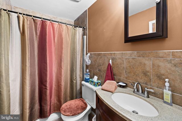 227 CEDAR RIDGE DR, Ruther Glen, VA 22546