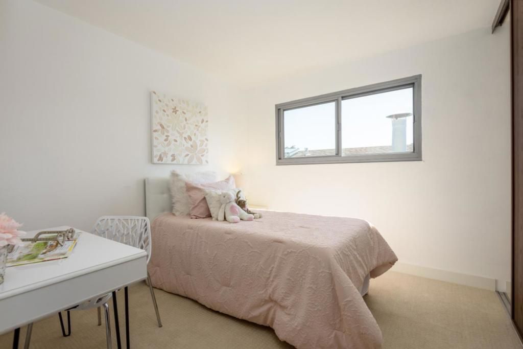 Image 14 of property listing at 171 Morton Drive, Daly City, CA 94015