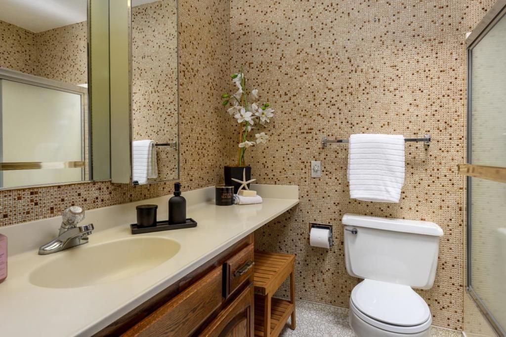 Image 15 of property listing at 171 Morton Drive, Daly City, CA 94015