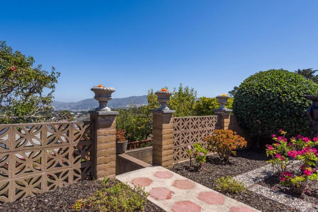 Image 21 of property listing at 171 Morton Drive, Daly City, CA 94015