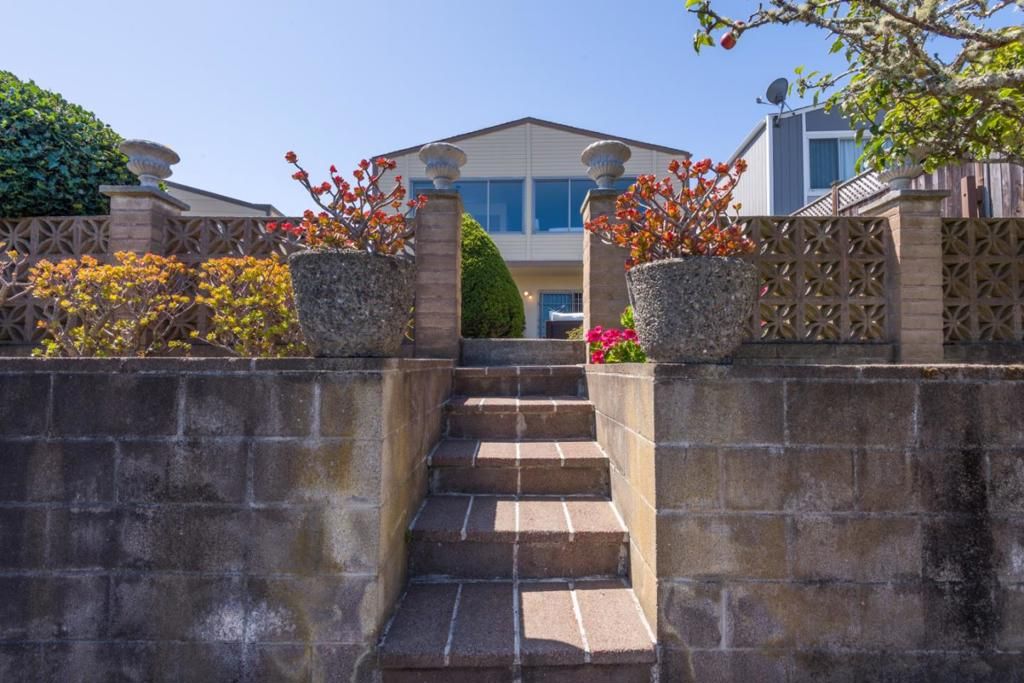 Image 22 of property listing at 171 Morton Drive, Daly City, CA 94015