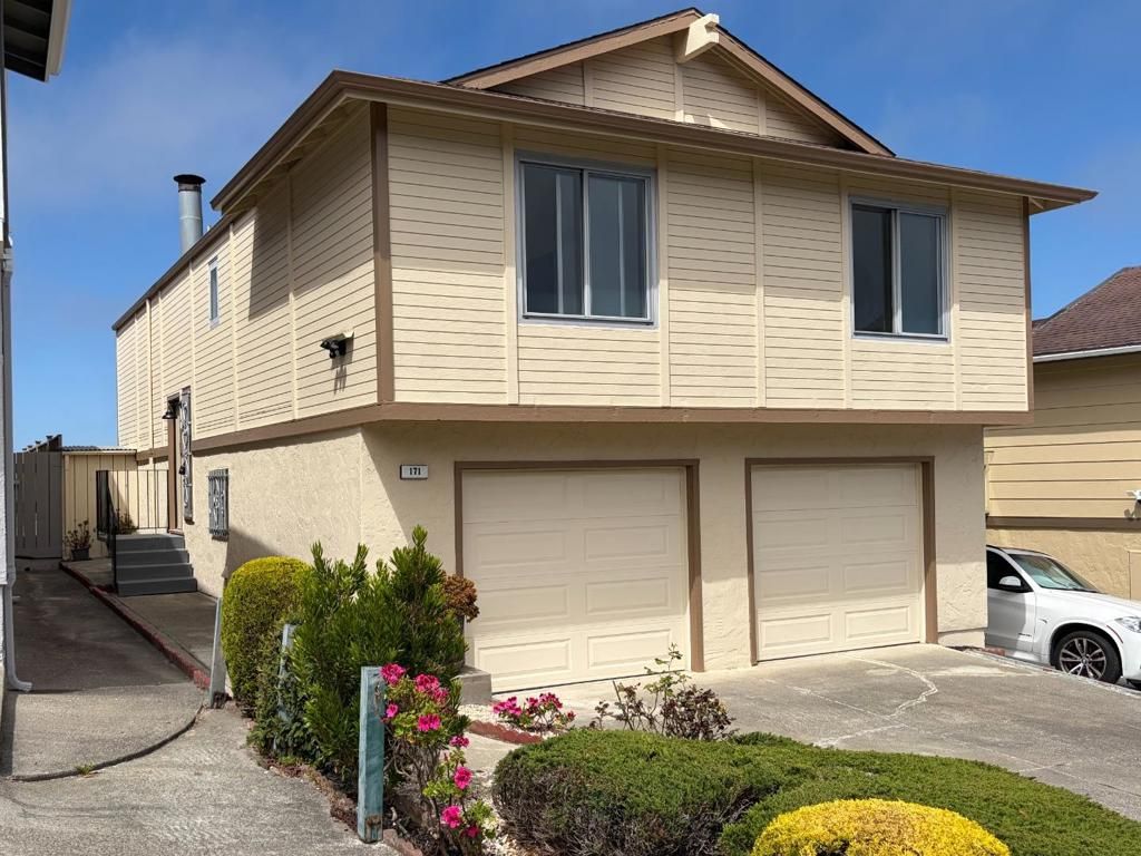 Image 24 of property listing at 171 Morton Drive, Daly City, CA 94015