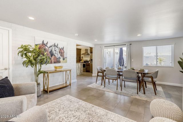 1142 E TEMPE Drive, Tempe, AZ 85288