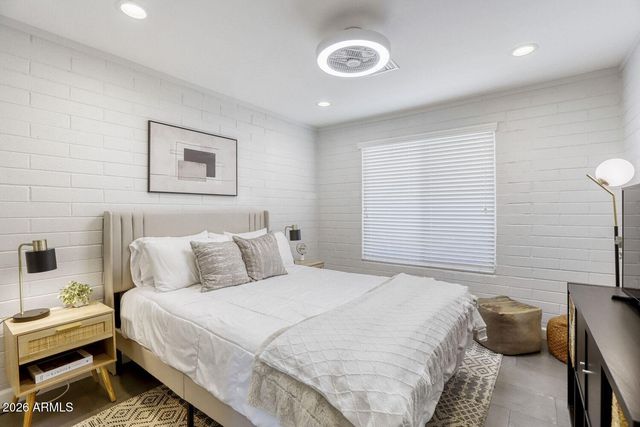 1142 E TEMPE Drive, Tempe, AZ 85288