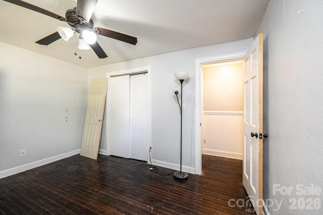2984 Lutz Boulevard, Newton, NC 28658