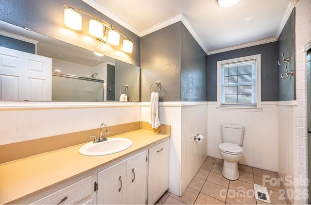 2984 Lutz Boulevard, Newton, NC 28658
