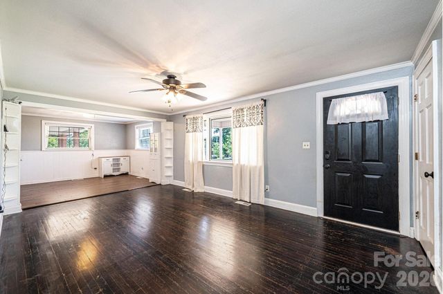 2984 Lutz Boulevard, Newton, NC 28658