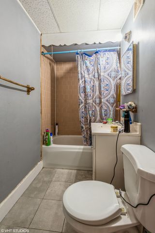 2417 S Saint Louis Avenue, Chicago, IL 60623