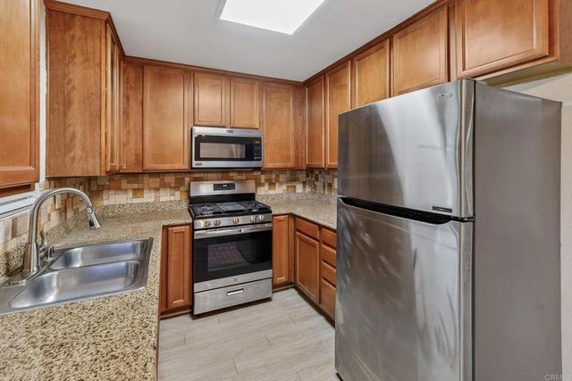 514 Calle Montecito 80, Oceanside, CA 92057