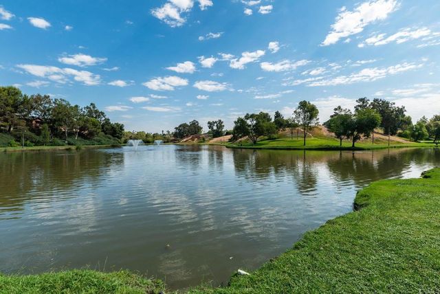 514 Calle Montecito 80, Oceanside, CA 92057