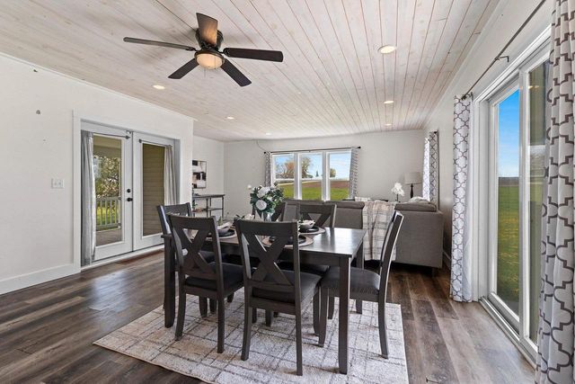 N1613 MANLEY ROAD, Greenville, WI 54942