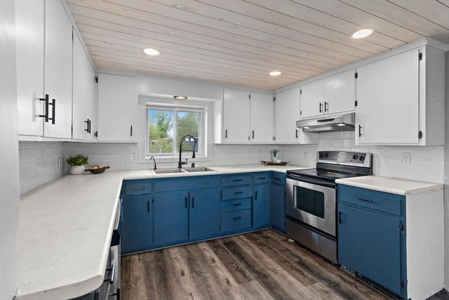 N1613 MANLEY ROAD, Greenville, WI 54942