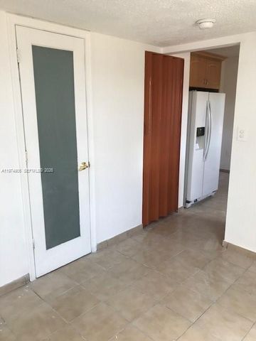 5400 W 20th Ave 101, Hialeah, FL 33016