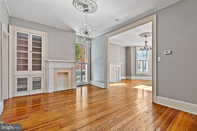 132 AMHERST ST, Winchester, VA 22601