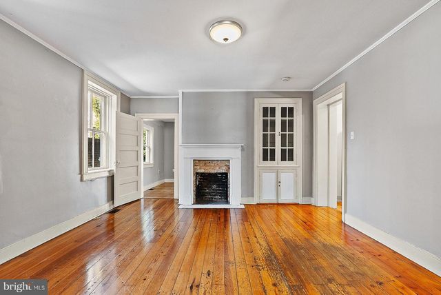 132 AMHERST ST, Winchester, VA 22601