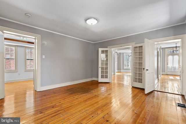 132 AMHERST ST, Winchester, VA 22601