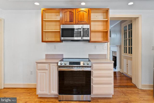 132 AMHERST ST, Winchester, VA 22601