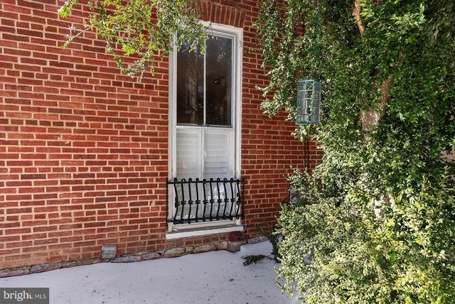 132 AMHERST ST, Winchester, VA 22601