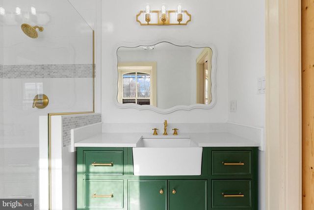 132 AMHERST ST, Winchester, VA 22601