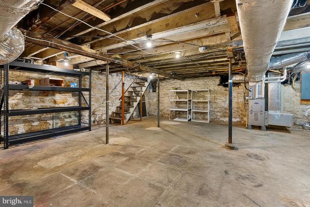 132 AMHERST ST, Winchester, VA 22601