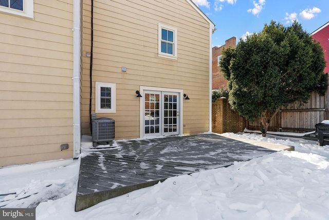 132 AMHERST ST, Winchester, VA 22601