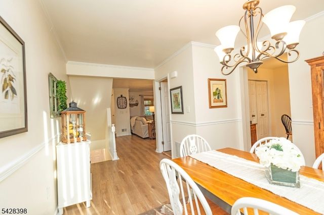 57 Oriole Dr, Allamuchy Twp., NJ 07840