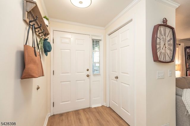 57 Oriole Dr, Allamuchy Twp., NJ 07840