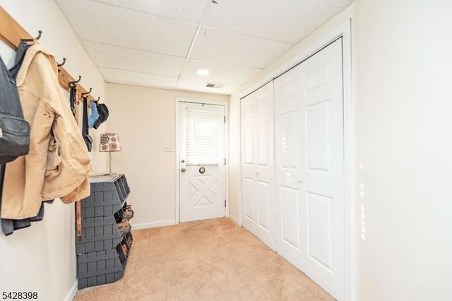 57 Oriole Dr, Allamuchy Twp., NJ 07840