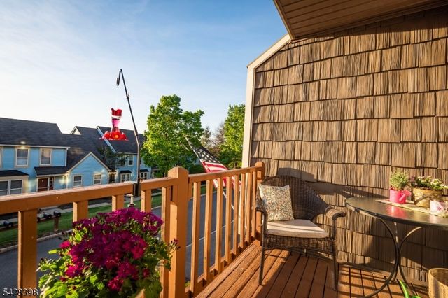 57 Oriole Dr, Allamuchy Twp., NJ 07840