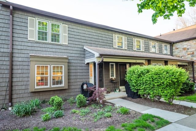 57 Oriole Dr, Allamuchy Twp., NJ 07840