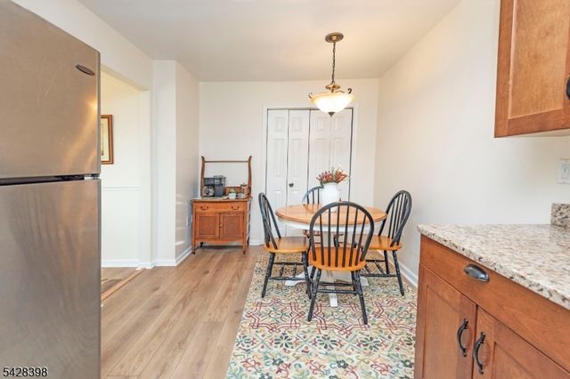 57 Oriole Dr, Allamuchy Twp., NJ 07840