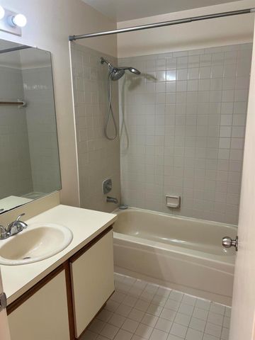 5879 SE Wilsie Drive, Stuart, FL 34997