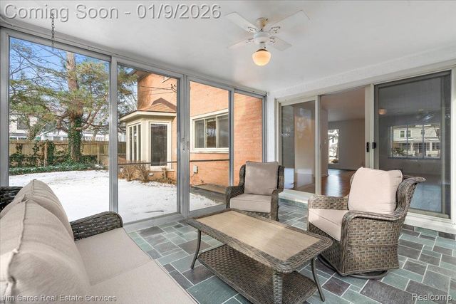 81 Moross Road, Grosse Pointe Farms, MI 48236