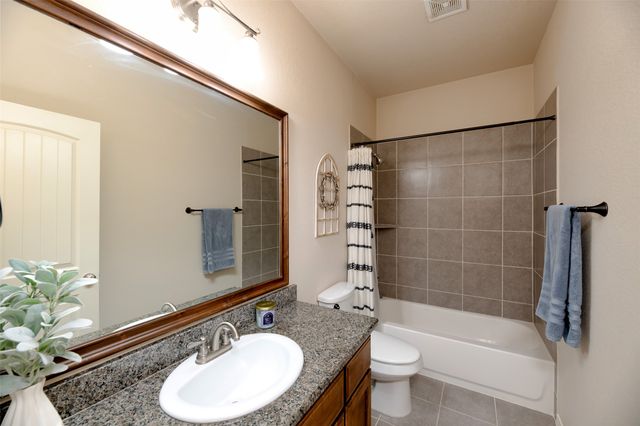 1664 Laramie Lane, Burleson, TX 76028