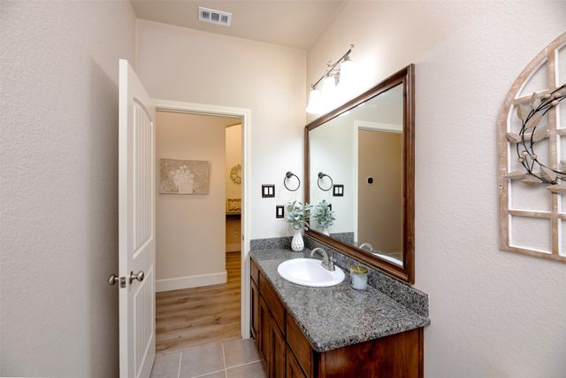 1664 Laramie Lane, Burleson, TX 76028